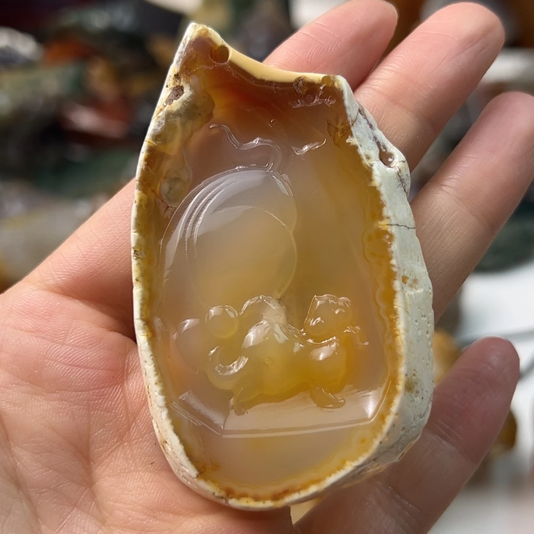 未镶嵌颈饰玛瑙/玉髓