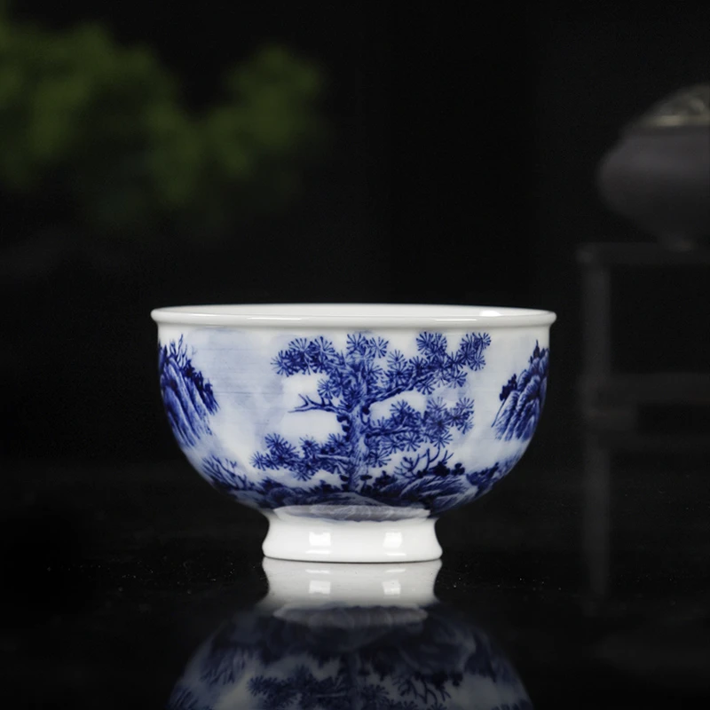 景德镇陶瓷泓泷制夏日山居图压手杯青花釉下彩主人杯家用陶瓷茶具