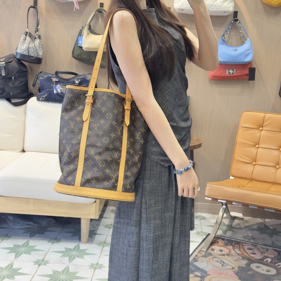 95新 LouisVuitton/路易威登 A1671大水桶单肩包植鞣革换新时尚