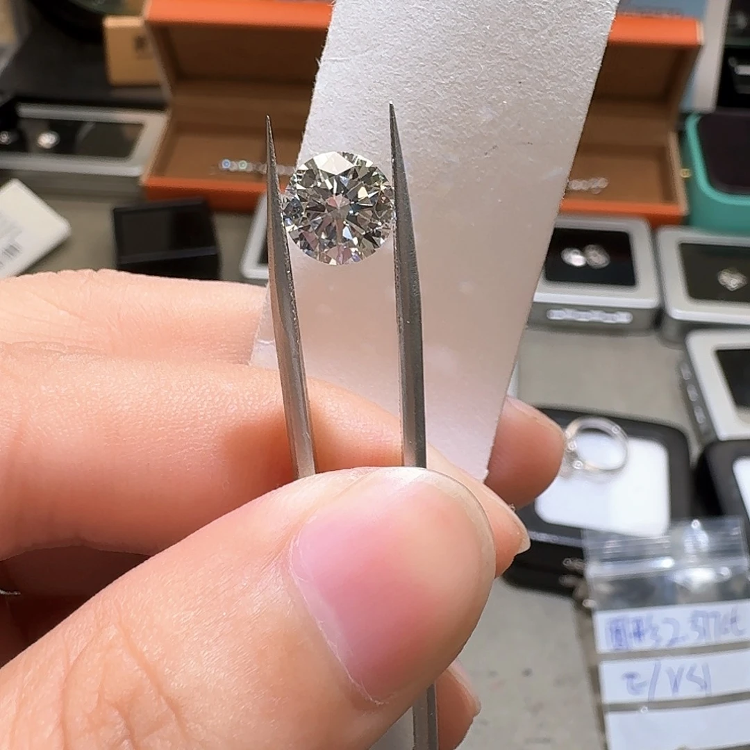 实验室培育钻石裸石未镶嵌晴***姑圆