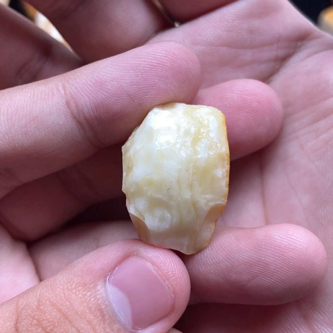 定制琥珀未镶嵌定制