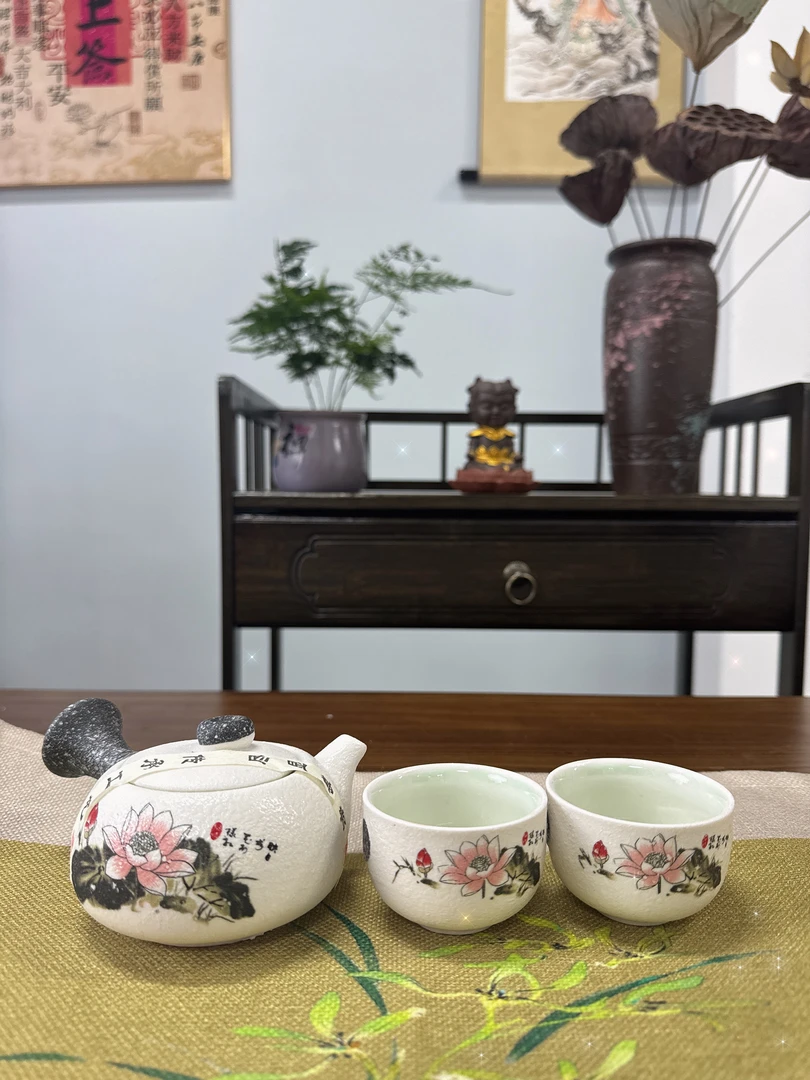TZ1028 雪花釉创意功夫茶具侧把壶 红色包装【一壶两杯】150cc左右