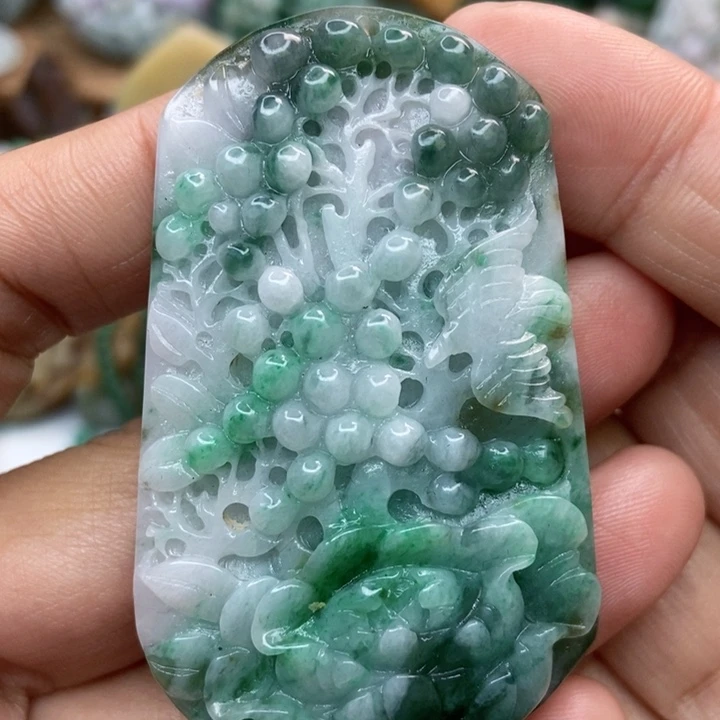 定制翡翠未镶嵌翡翠