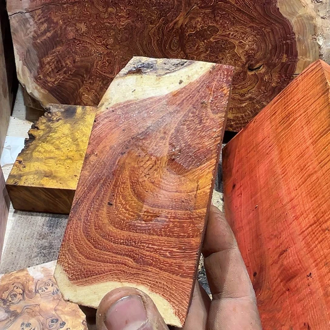 非洲檀香无事牌靑*