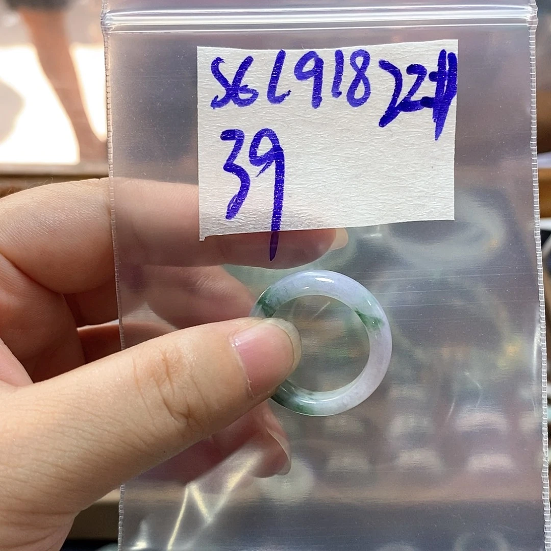 未镶嵌定制翡翠翡翠