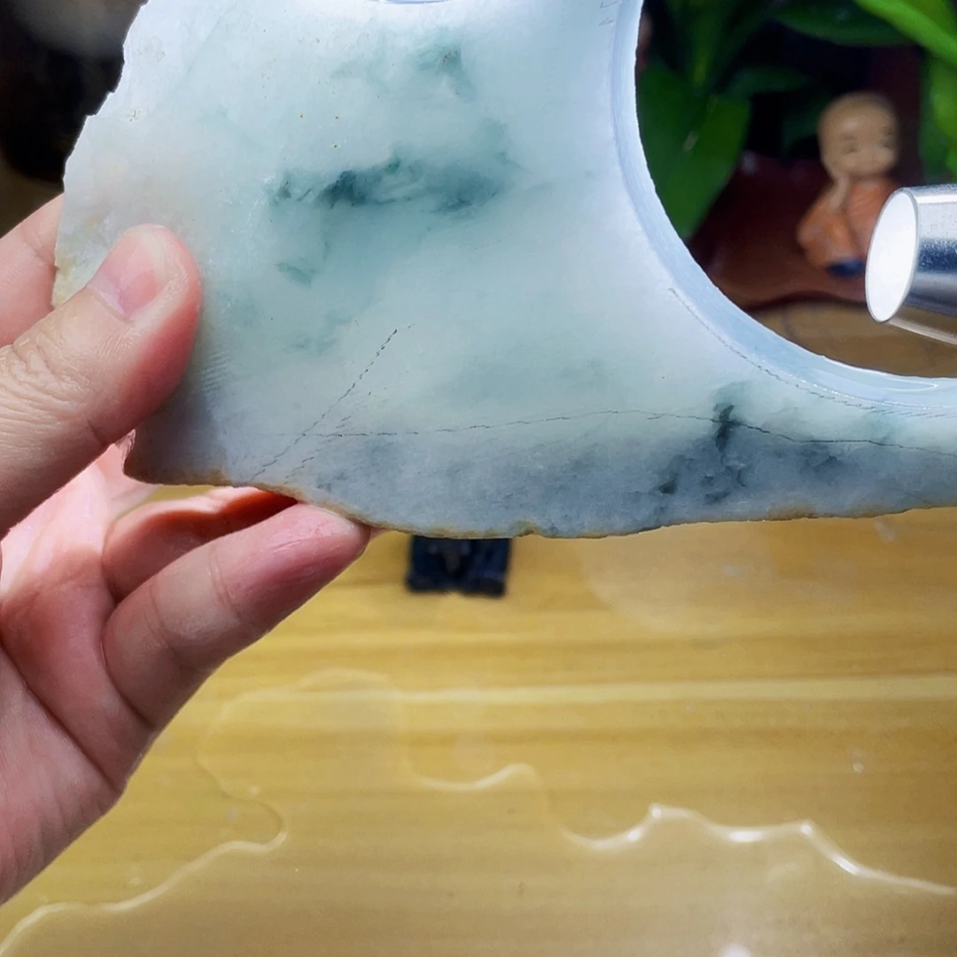 翡翠未镶嵌颈饰毛料63