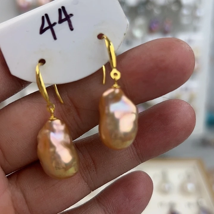 银S925镶嵌淡水珍珠耳饰z*