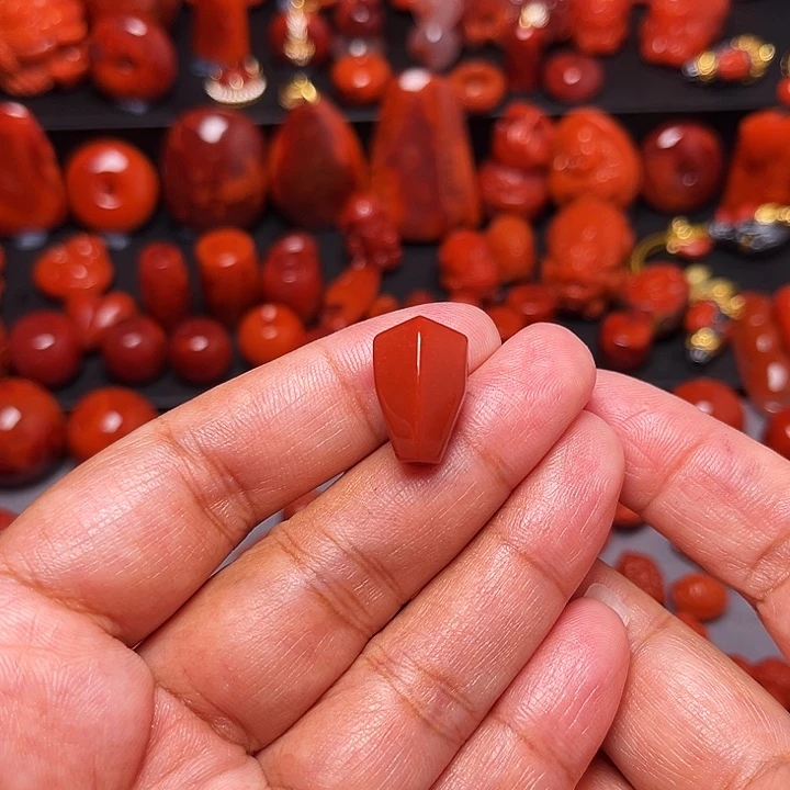 南红玛瑙未镶嵌配饰鲨鱼呗三通11.8mm