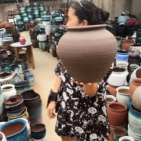 口18高30瑕疵一个盆子。