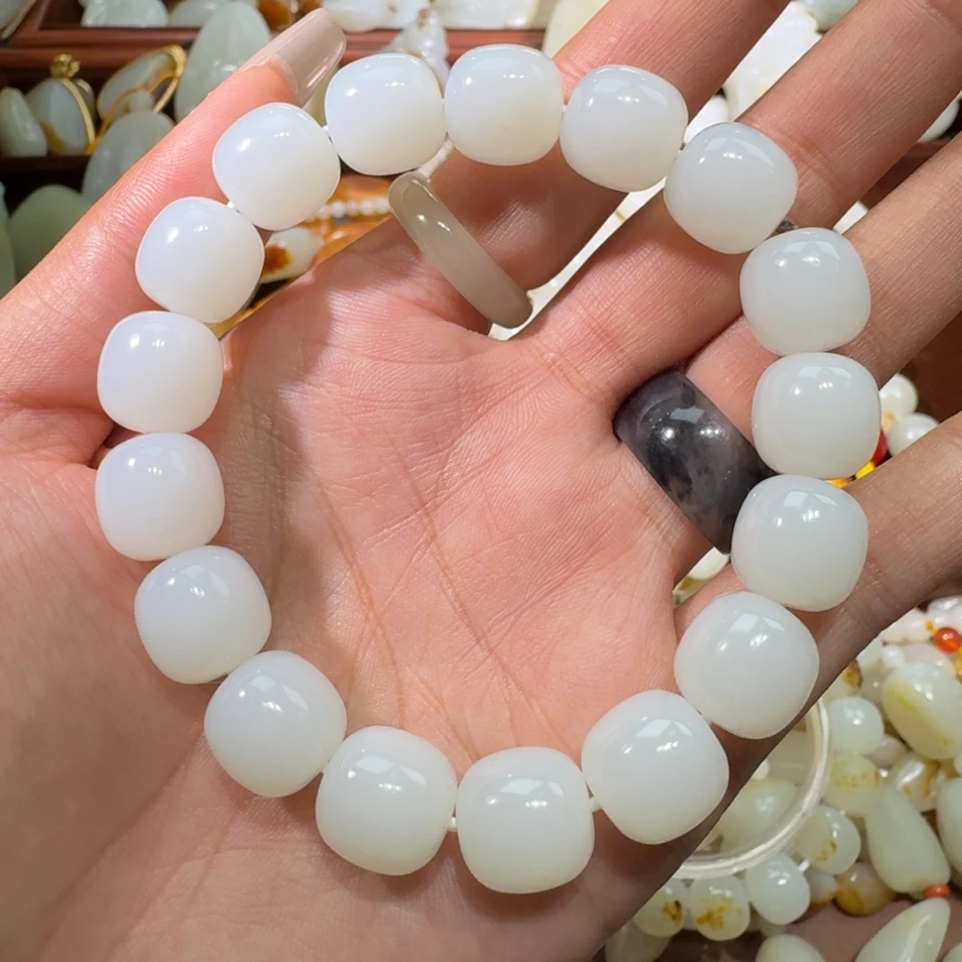 和田玉未镶嵌手链