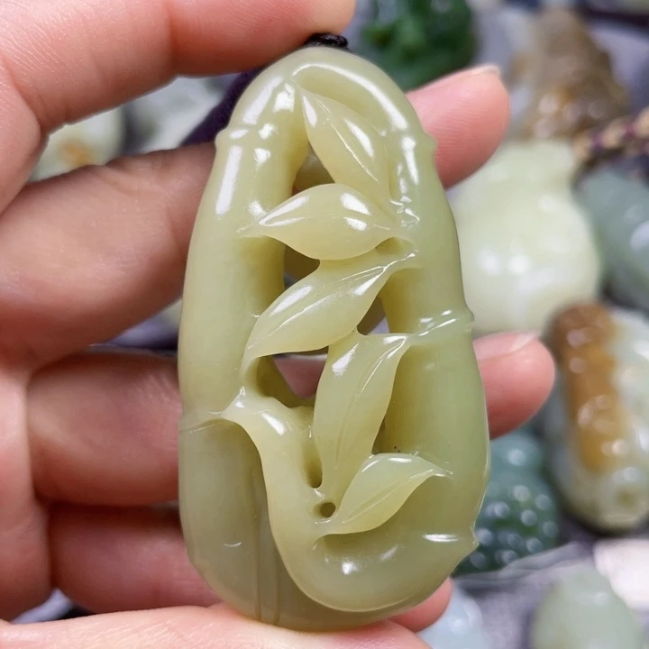 未镶嵌和田玉挂件