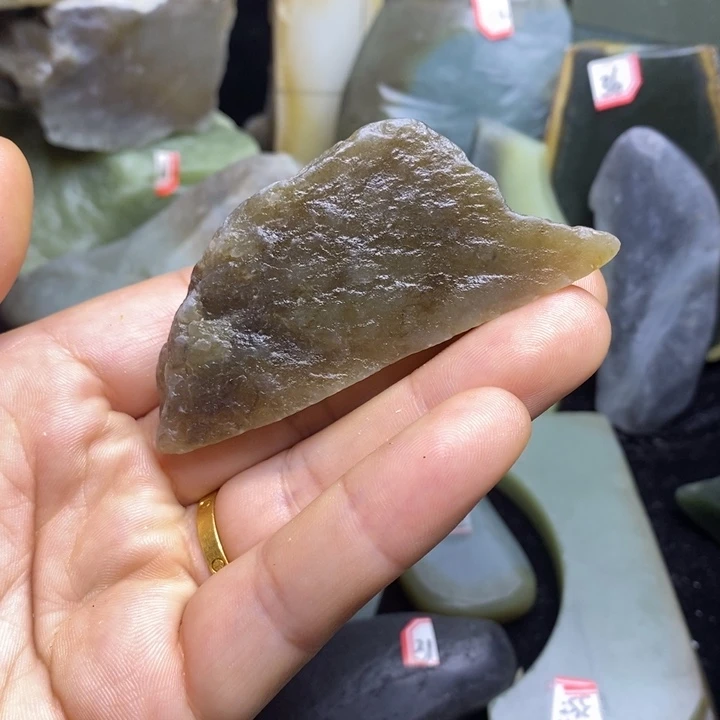 和田玉（糖玉）未镶嵌挂件