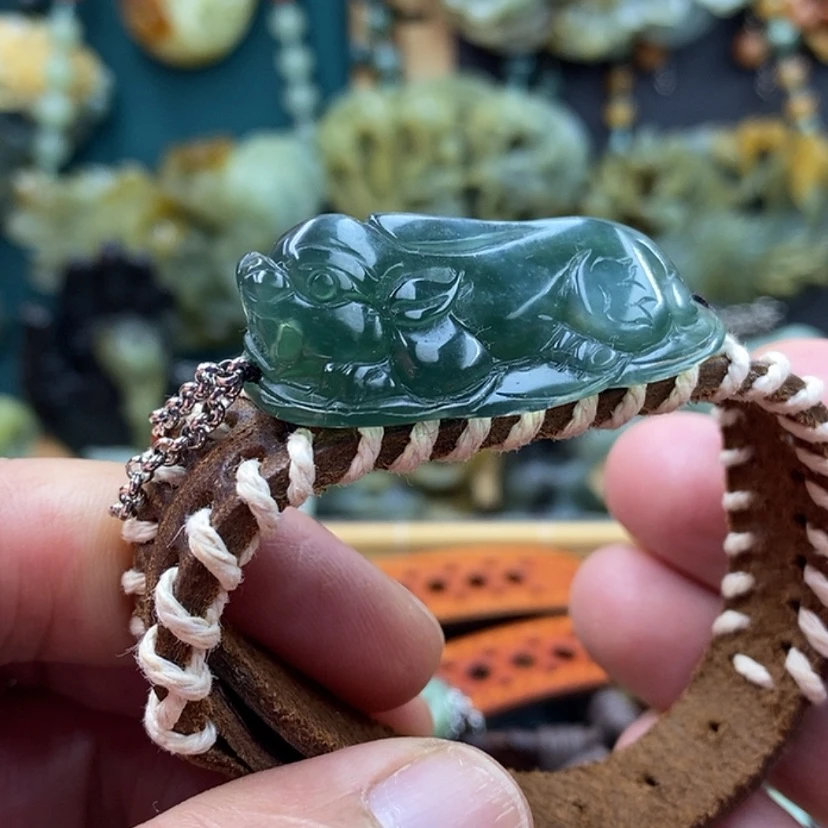 【闪购商品】未镶嵌岫玉手牌