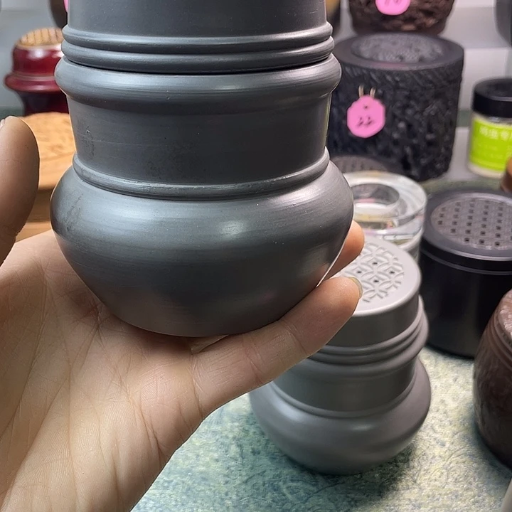 吥***惪一对葫芦形。