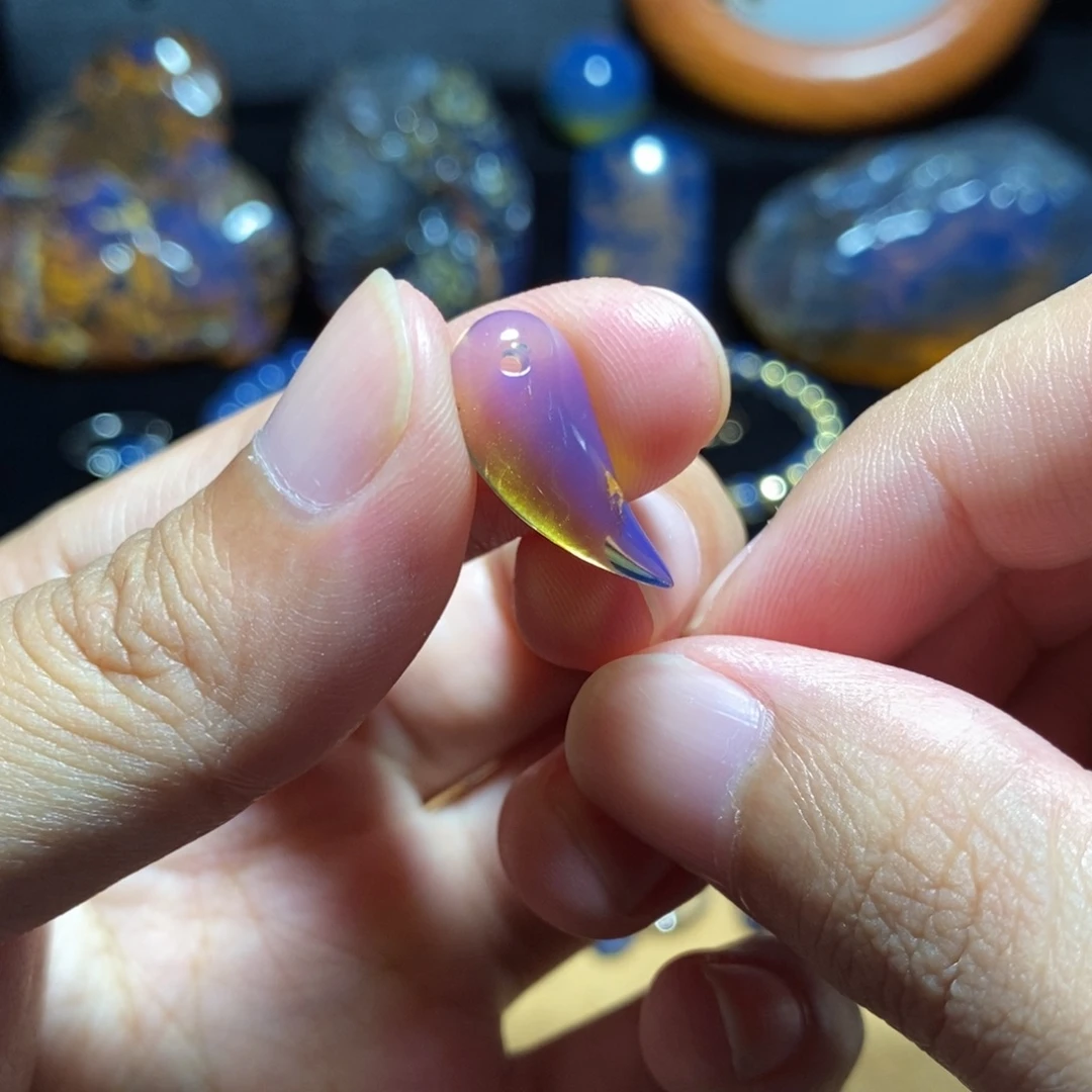 琥珀未镶嵌裸石多米尼加蓝珀