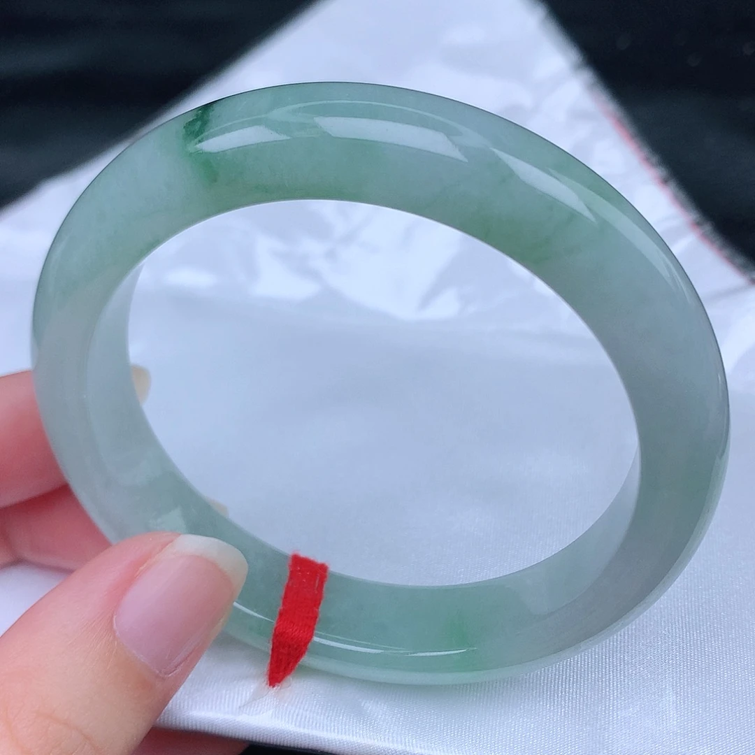 未镶嵌手镯翡翠天然