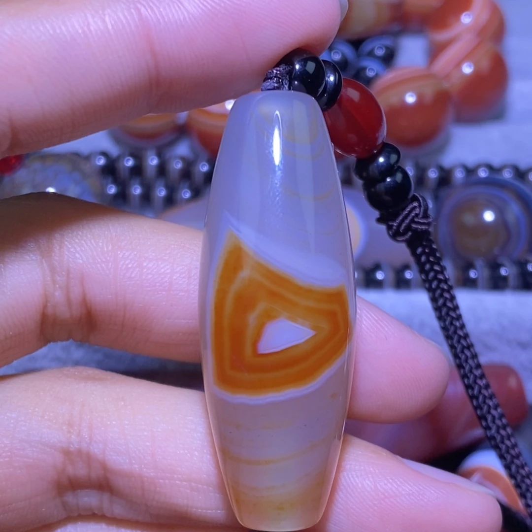 平****玛瑙/玉髓未镶嵌颈饰