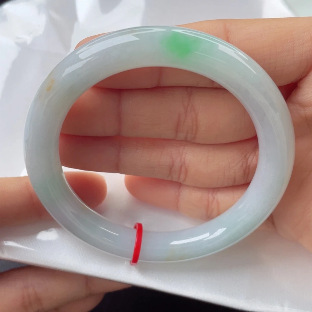 翡翠手镯（圆镯）未镶嵌