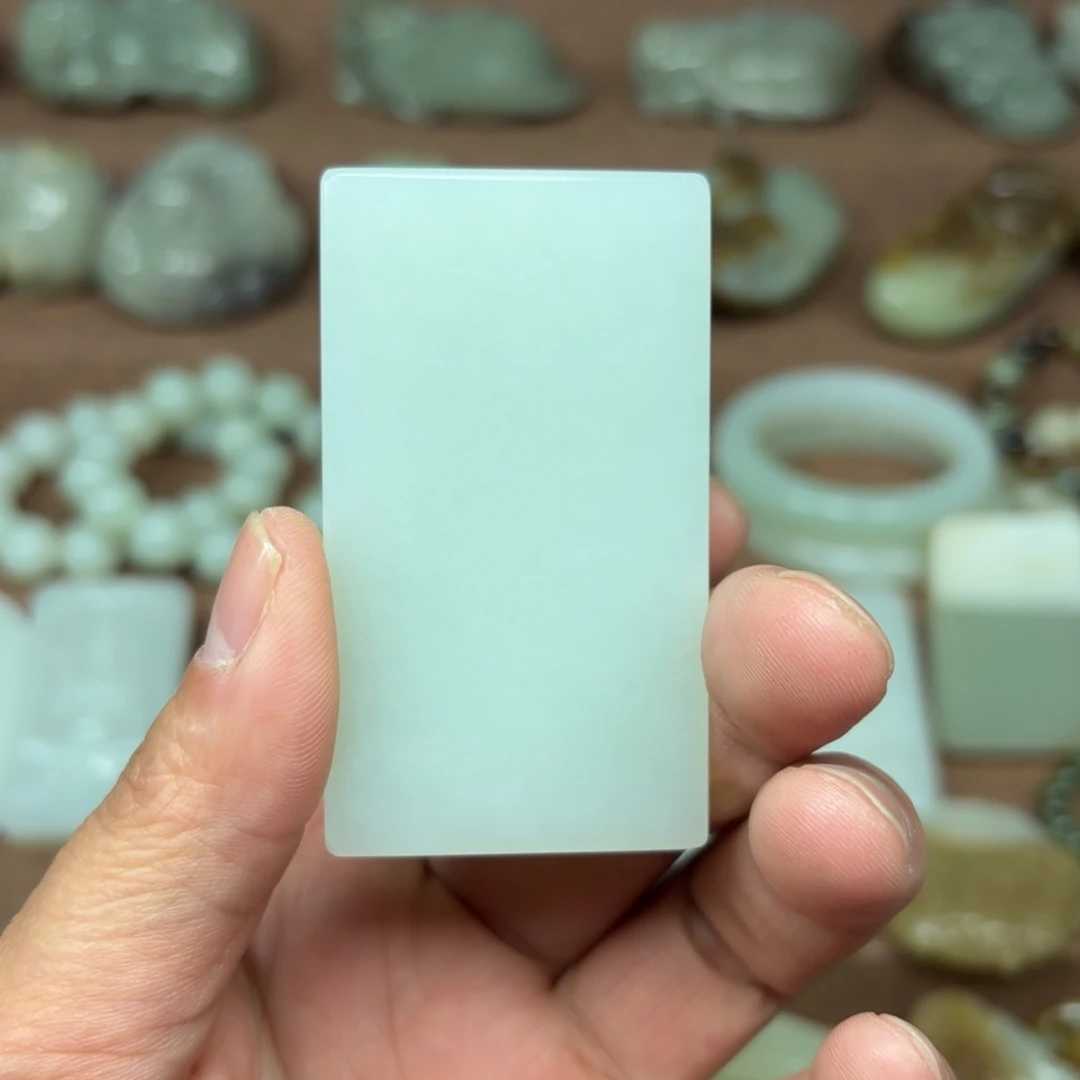 雁***潭和田玉未镶嵌挂件