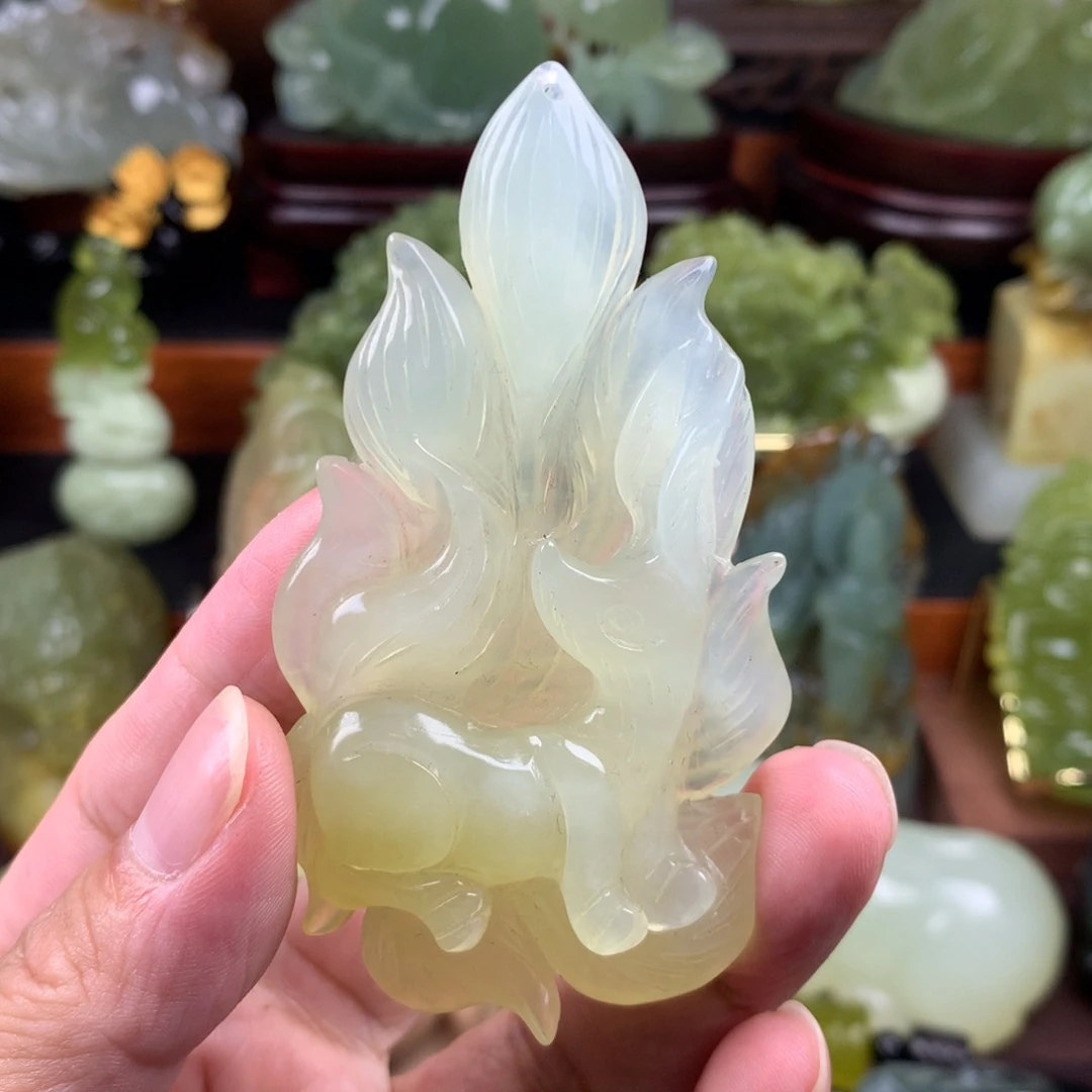 岫玉未镶嵌挂件吊坠