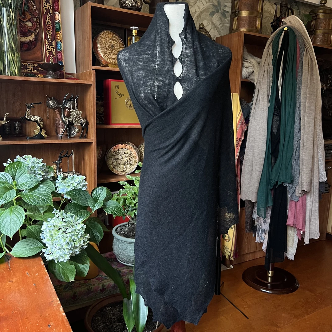 卓玛拉【藏风织韵】春款百分百山羊绒纯色针织复古网红黑色围巾ins