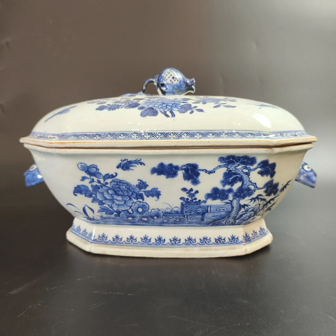 25072193清雍正青花洞石花卉纹八方盖罐 高20*口径33.5cm A1492
