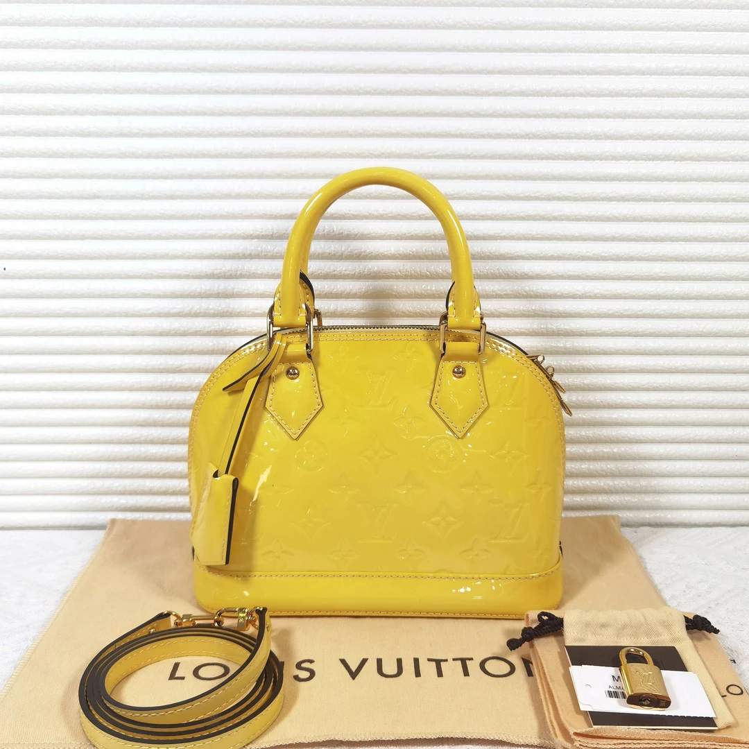 95新 LouisVuitton/路易威登 LV 漆皮alma bb贝壳手提包斜挎包