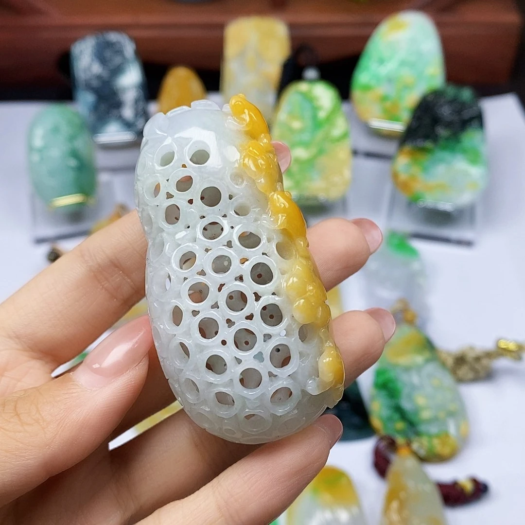 颈饰未镶嵌翡翠天然翡翠A货