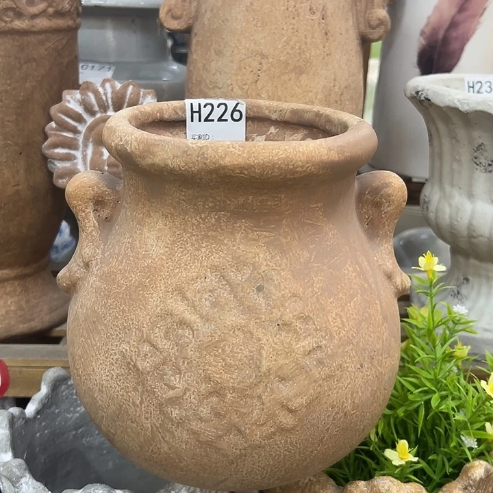 余***己665656656656685555