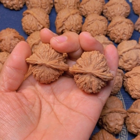 【闪购商品】吊坠文玩核桃l**予黄金甲四座楼40