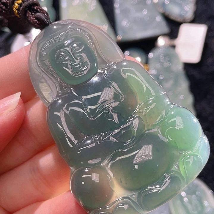 翡翠颈饰未镶嵌62，