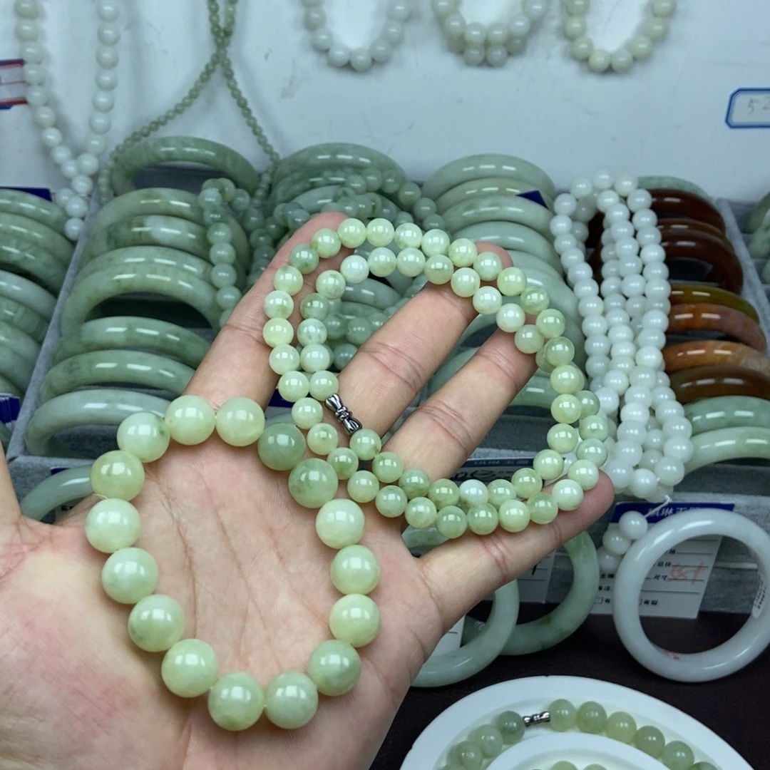 蛇纹石玉未镶嵌手链