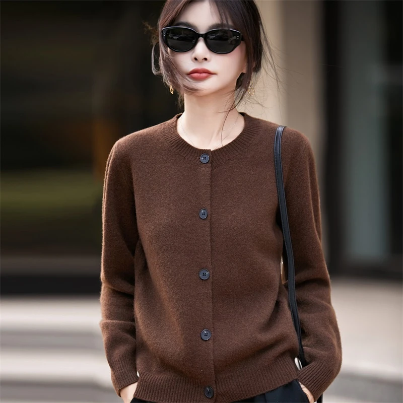 秋冬保暖圆领针织女厚款纯毛针织衫打底开衫纯色长袖时尚休闲毛衣