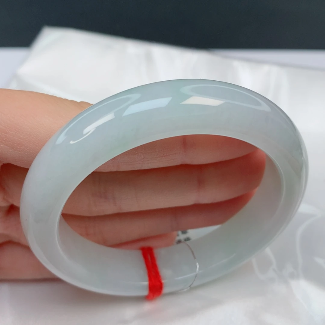 翡翠手镯未镶嵌52.5正圈