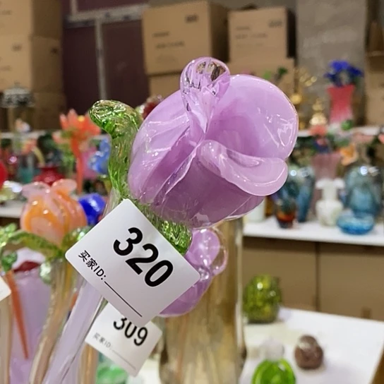 琉璃花瓶高45厘米宽6厘米