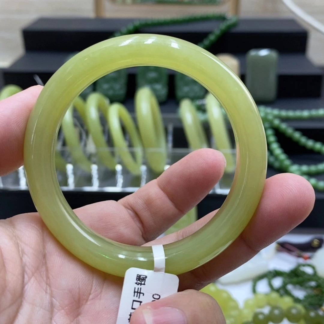 未镶嵌手链和田玉的