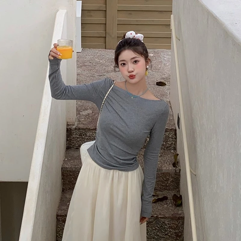 灰色一字肩长袖T恤女装2025春季新款设计感露肩修身气质打底上衣