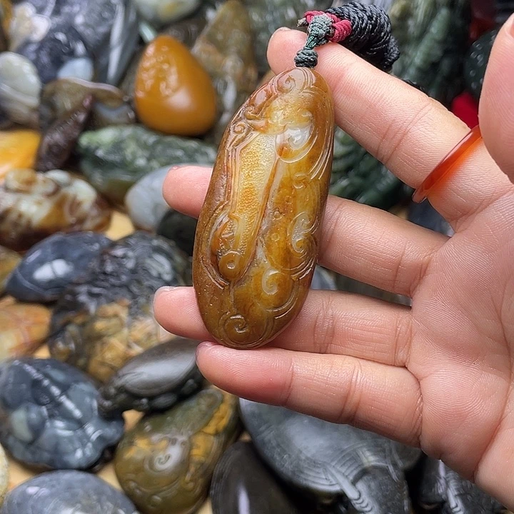 未镶嵌和田玉挂件