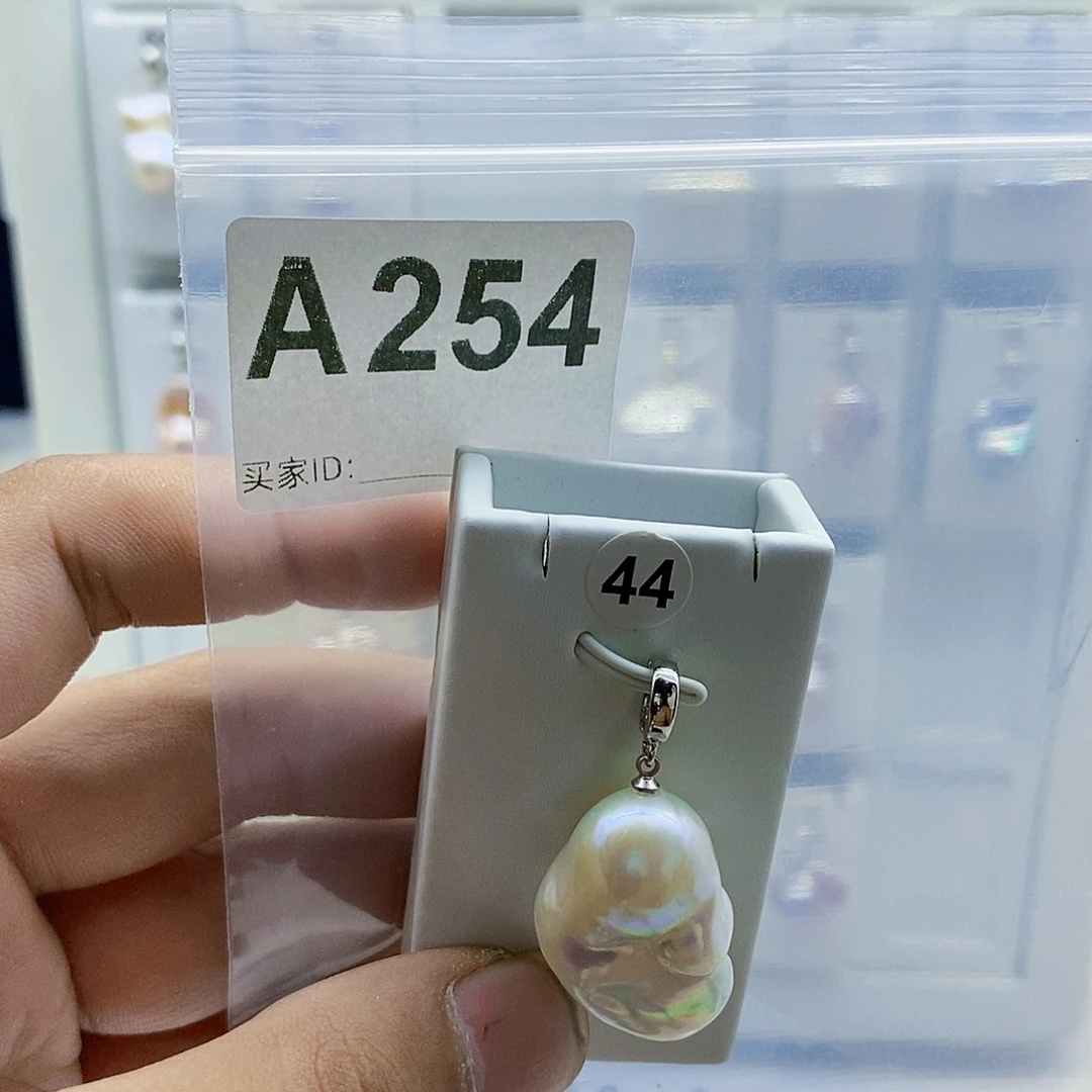 颈饰合金淡水珍珠