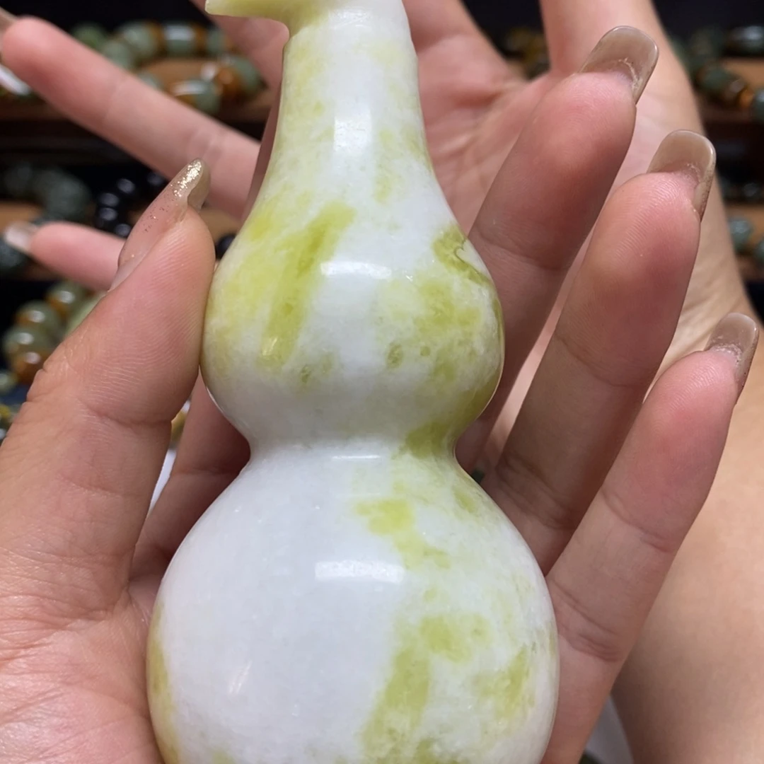 蛇纹石玉未镶嵌珠宝奇石