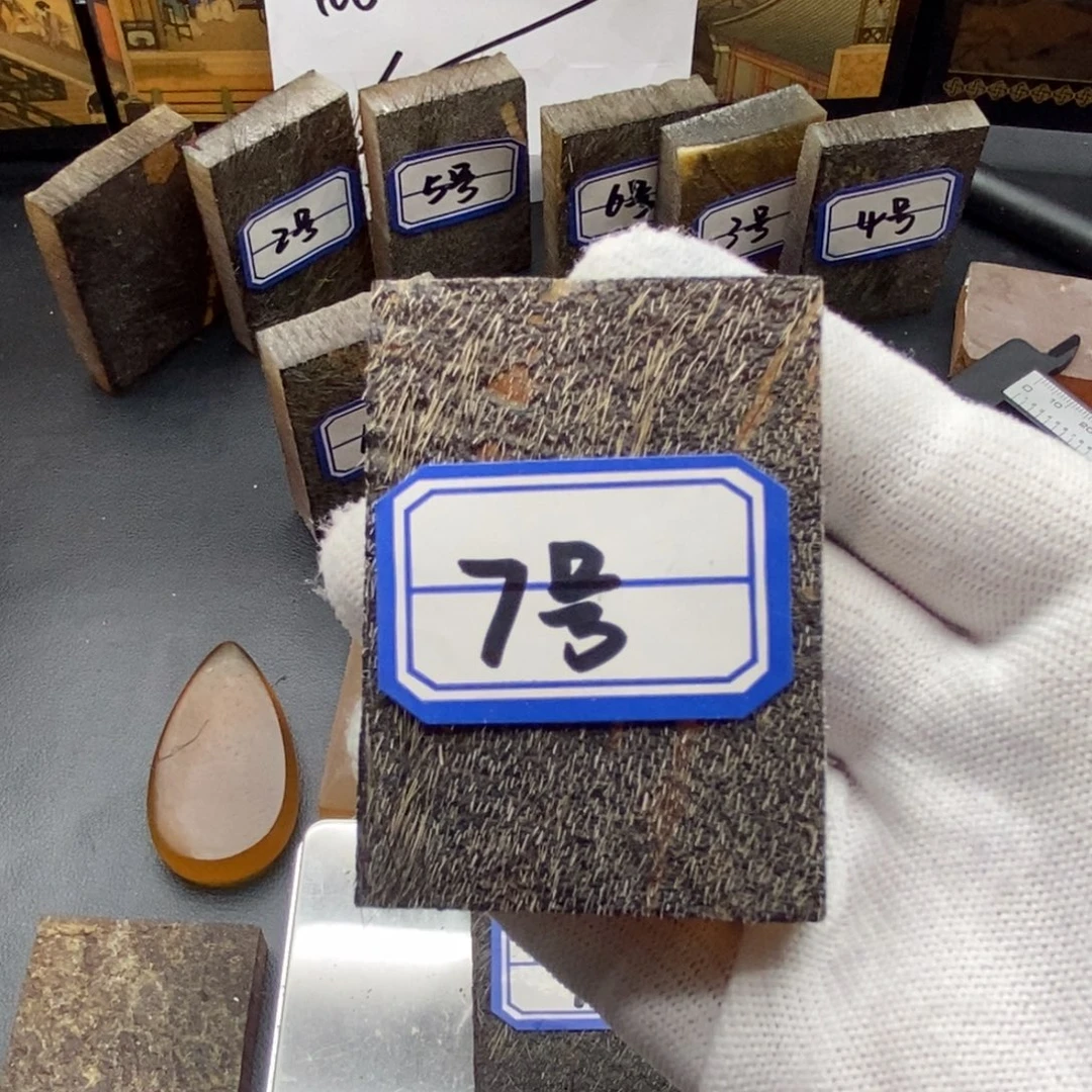 大叶紫檀（黑酸枝木类）