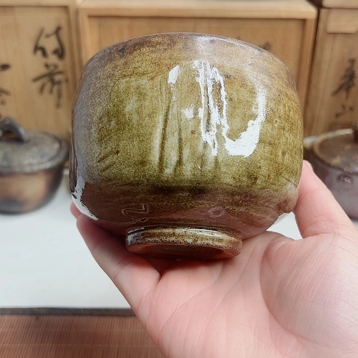 备前烧，抹茶碗，内里窑裂，底部小飞皮