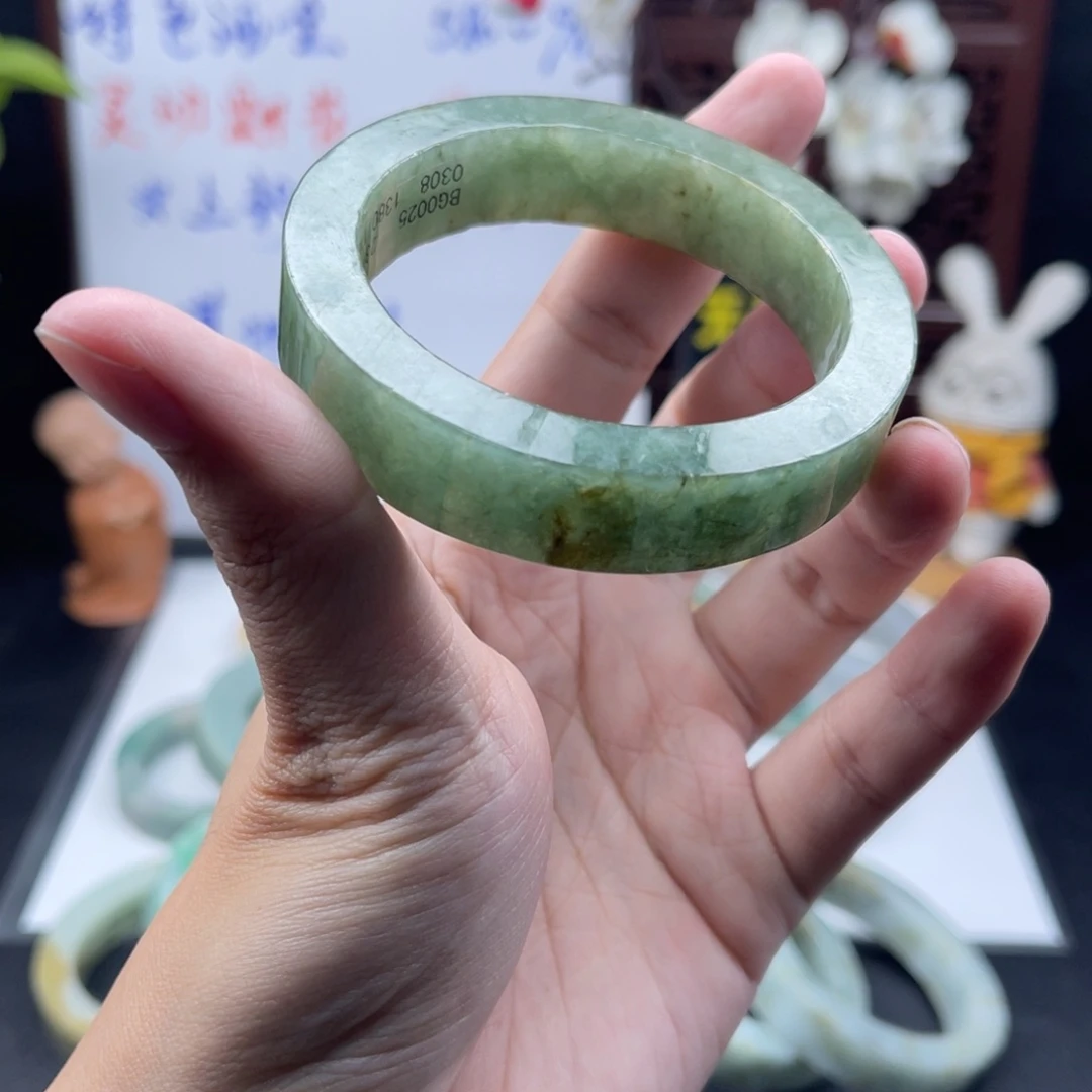 定制翡翠未镶嵌正圈54
