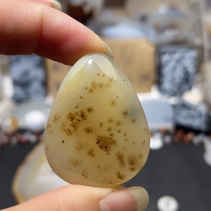 玛瑙/玉髓未镶嵌吊坠(不含链)