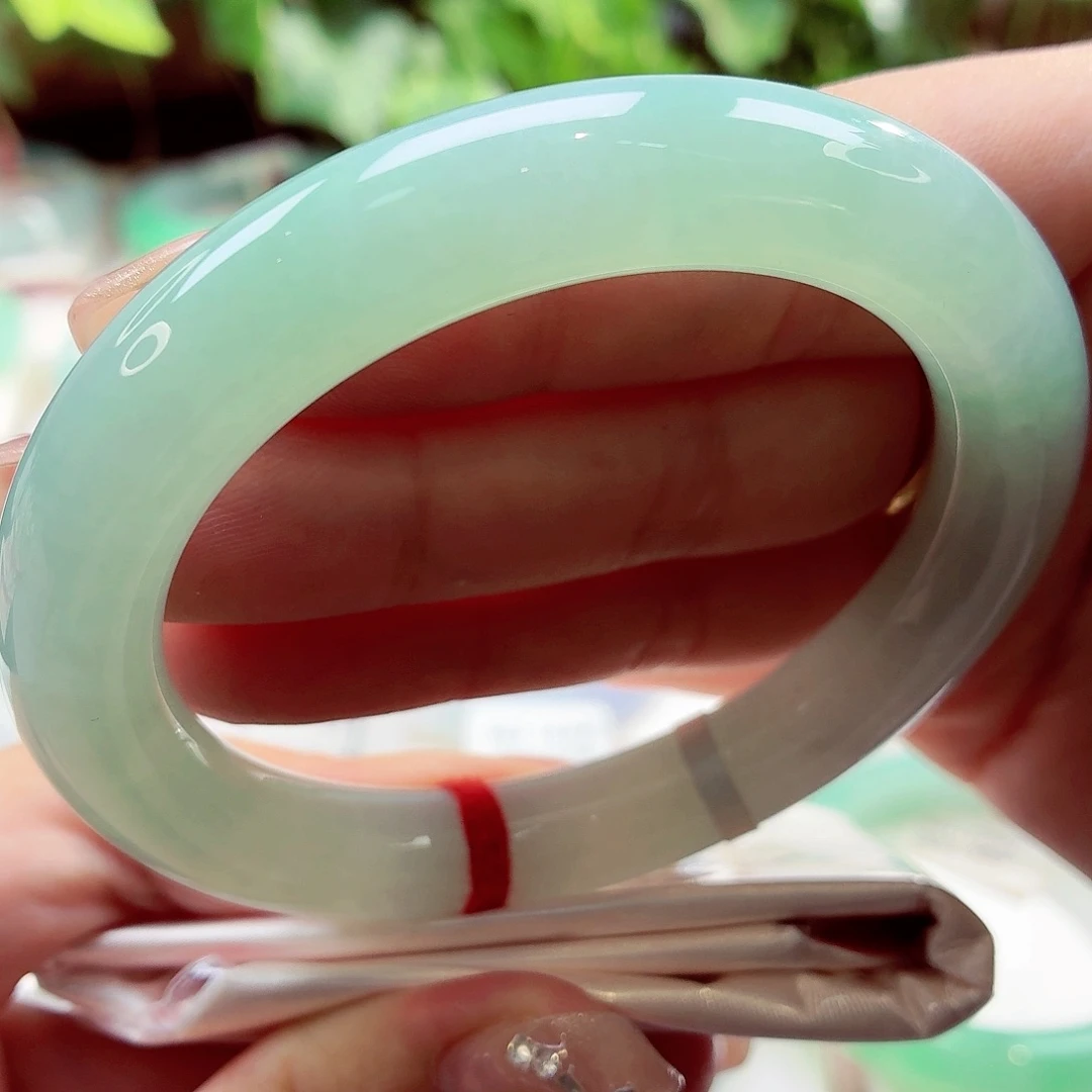 翡翠未镶嵌手镯88-07