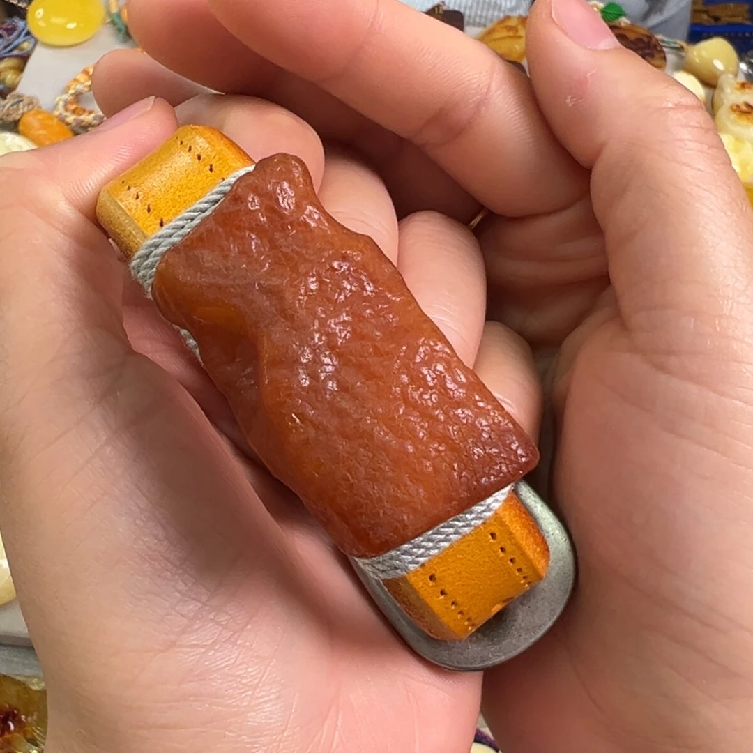 琥珀裸石未镶嵌蜜蜡