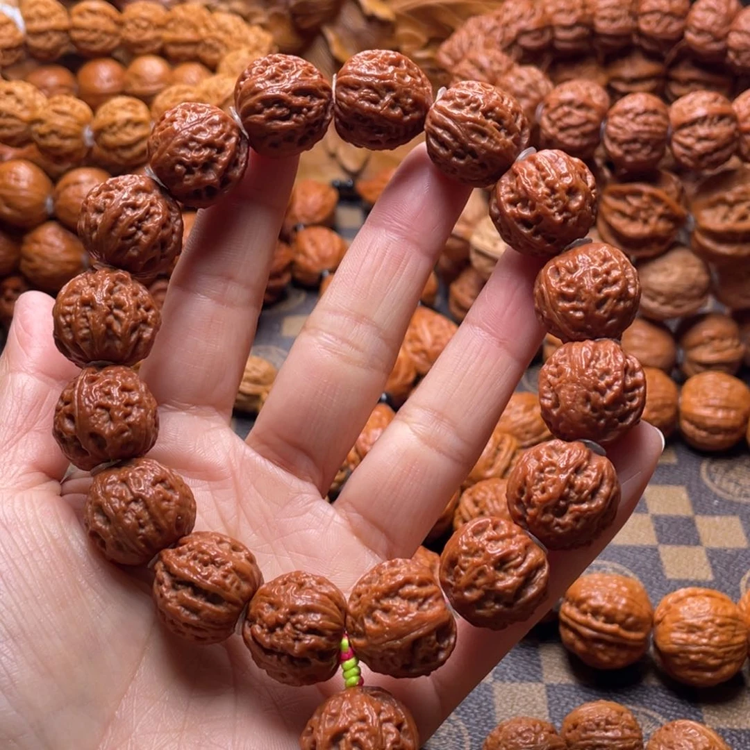 文玩核桃吊坠笑****n珊瑚八棱6