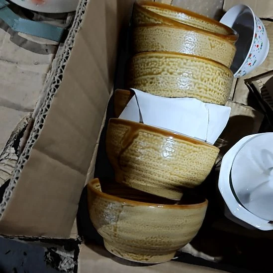 摆件陶瓷盘子碗筷都有