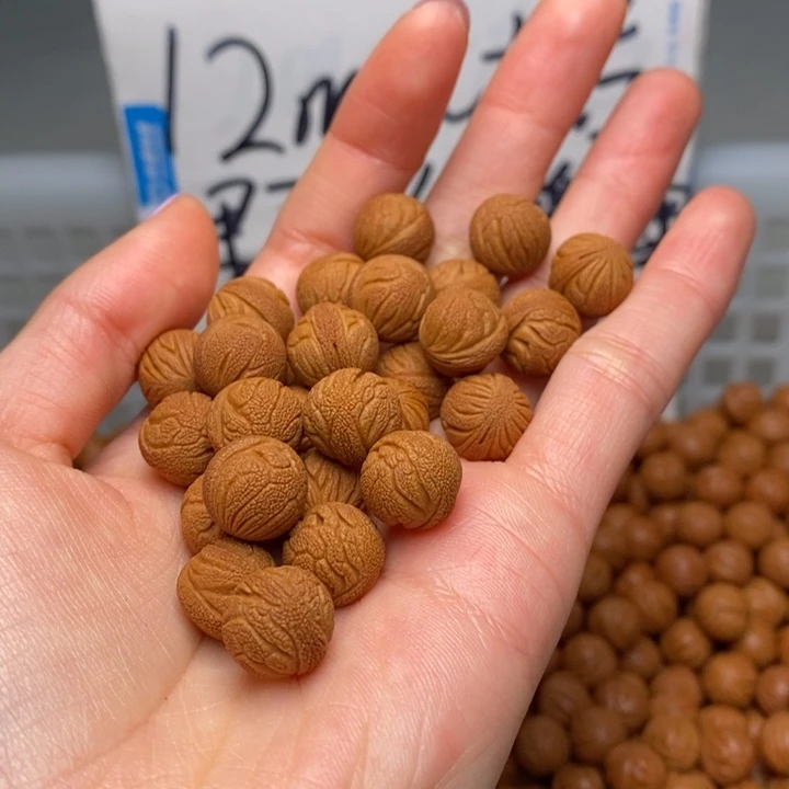 龙***吻手串桃核11mm左右野生满天星20颗（打孔）