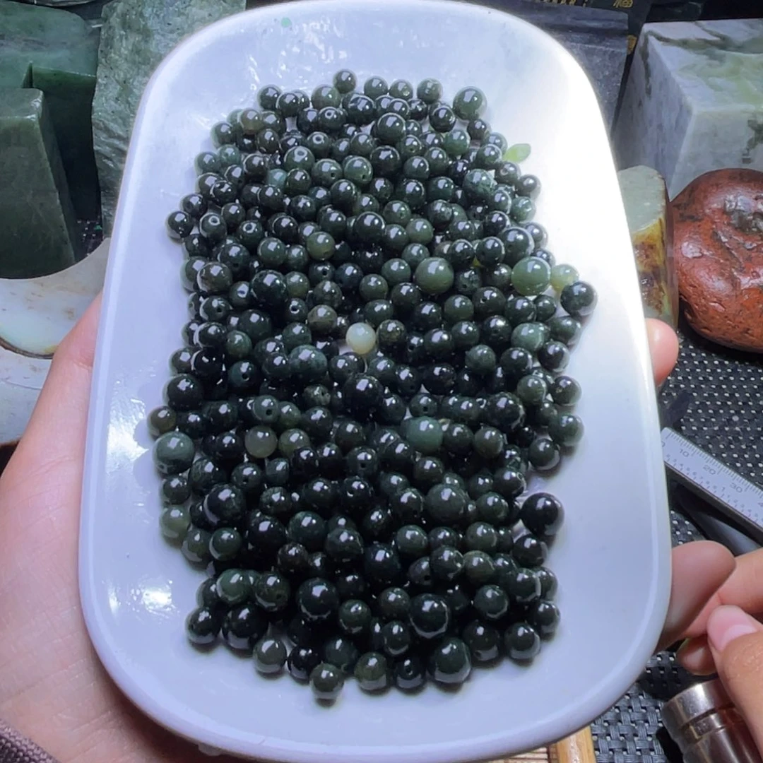 未镶嵌和田玉珠宝半成品